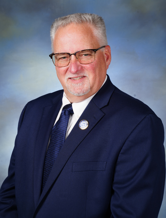  Mayor Scott Long